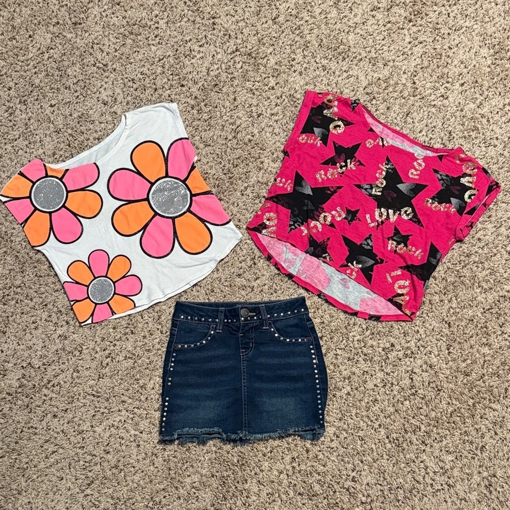 Girls size 7 Justice bundle two tops and a jean skirt